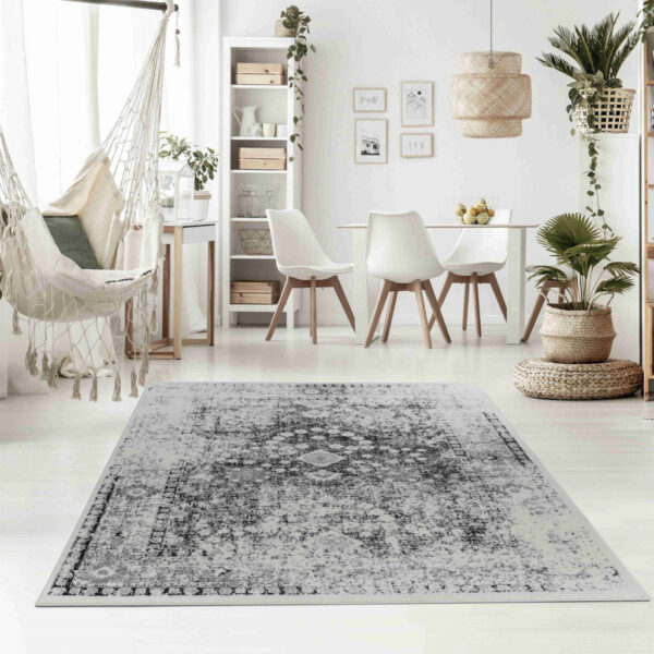 4' X 6' Black Oriental Area Rug