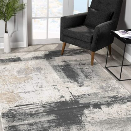 5' X 7' Gray And Ivory Abstract Dhurrie Area Rug