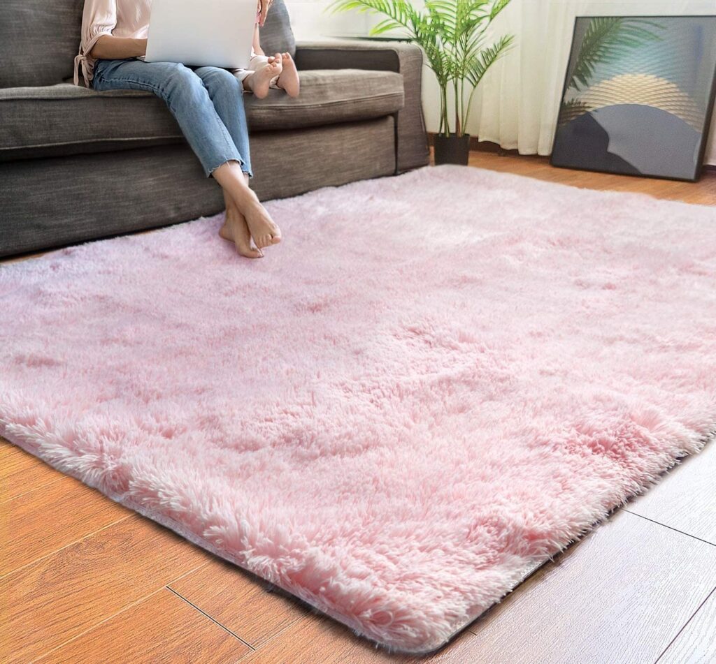 5' X 7' Pink Shag Area Rug