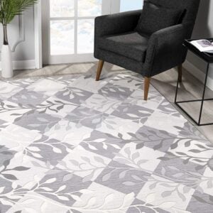 7’ X 10’ Gray Diamond And Vines Area Rug
