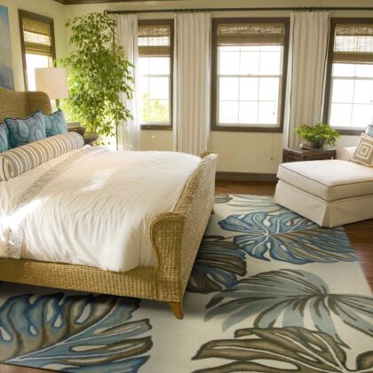 10' Ivory Hand Tufted Tropical Monstera Indoor Runner Rug