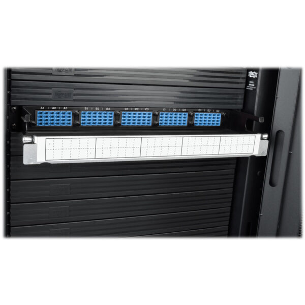 Tripp Lite by Eaton 40/100Gb Fiber Breakout Patch Panel 40Gb to 4 x 10Gb 100Gb to 4 x 25Gb 15 MTP QSFP to 60 LC Duplex 9/125 Singlemode Ports 1U