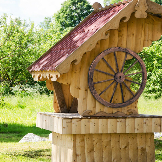 Decor — Set of 2 30-inch Decorative Vintage Wood Wagon Wheel