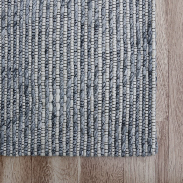 8' x 10' Blue and Ivory Geometric Hand Woven Non Skid Area Rug