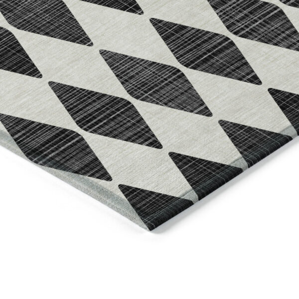10' X 14' Black Geometric Washable Indoor Outdoor Area Rug