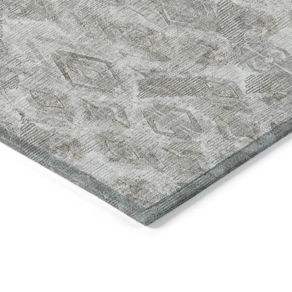 8' X 10' Silver Gray And Pewter Geometric Washable Indoor Outdoor Area Rug