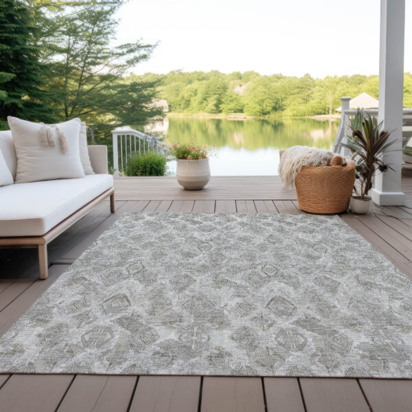 8' X 10' Silver Gray And Pewter Geometric Washable Indoor Outdoor Area Rug