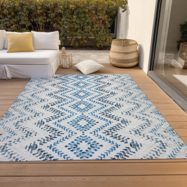 3' X 5' Navy Blue And Denim Blue Geometric Washable Indoor Outdoor Area Rug