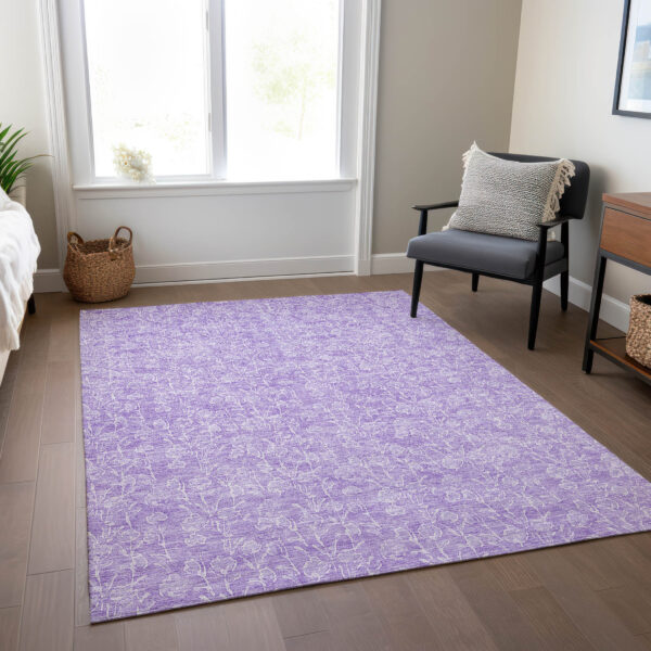 8' X 10' Lilac And Ivory Floral Washable Indoor Outdoor Area Rug
