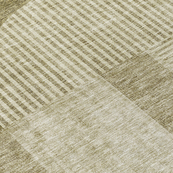8' Taupe Beige And Tan Round Geometric Washable Indoor Outdoor Area Rug