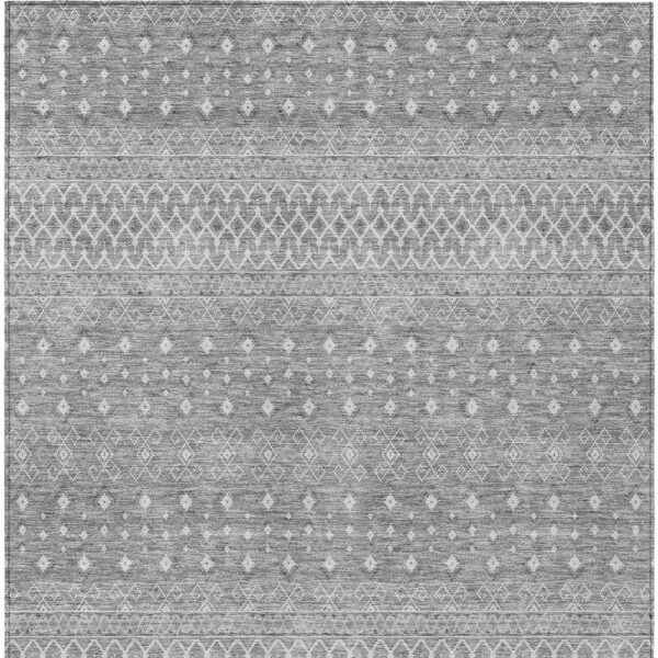 5' X 8' Silver Gray And Ivory Tribal Washable Indoor Outdoor Area Rug