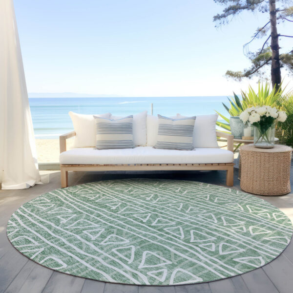 8' Sage Green And Ivory Round Geometric Washable Indoor Outdoor Area Rug