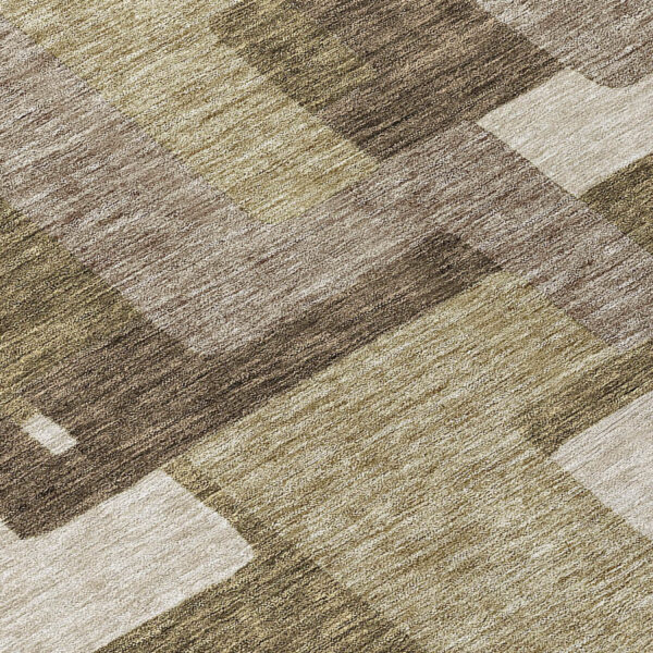 8' Brown And Beige Round Abstract Washable Indoor Outdoor Area Rug