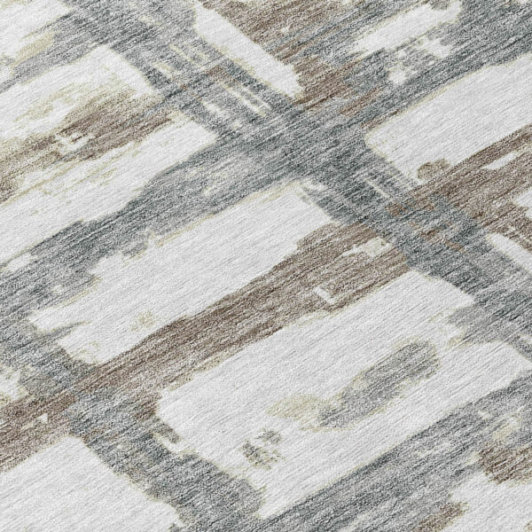 8' Silver Taupe And Gray Round Striped Washable Indoor Outdoor Area Rug