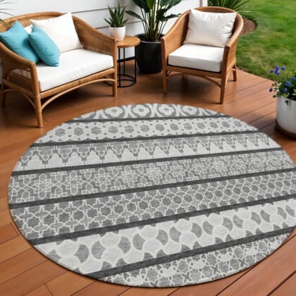 8' Gray Charcoal And Silver Round Quatrefoil Washable Indoor Outdoor Area Rug
