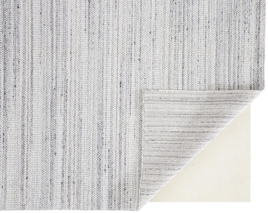 2' X 3' Silver Wool Hand Woven Stain Resistant Area Rug