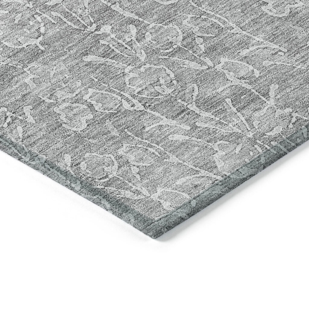 5' X 8' Silver And Ivory Floral Washable Indoor Outdoor Area Rug