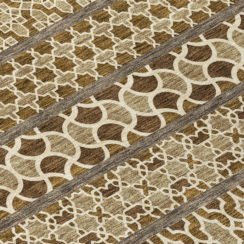 8' Brown And Taupe Round Quatrefoil Washable Indoor Outdoor Area Rug