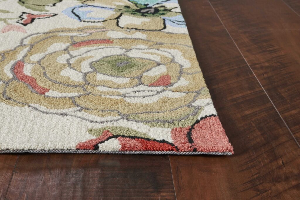 3'X5' Beige Hand Hooked Oversized Floral Indoor Area Rug