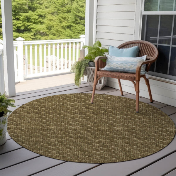 8' Round Brown Round Geometric Washable Non Skid Indoor Outdoor Area Rug