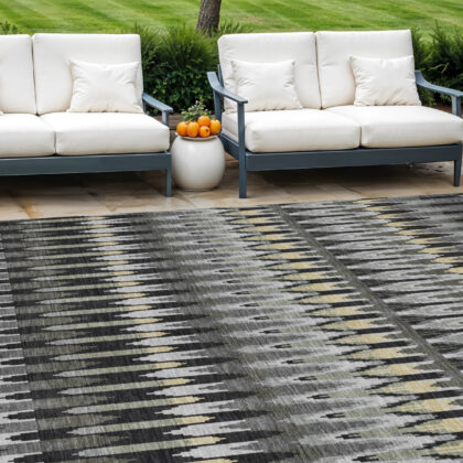 8' X 10' Charcoal Gray And Beige Southwestern Washable Indoor Outdoor Area Rug