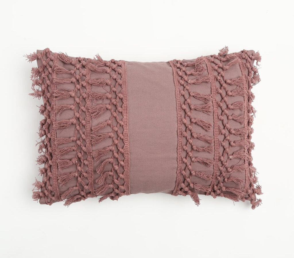 14" X 20" Mauve Handmade Indoor Outdoor Throw Pillow Cover With Tassels