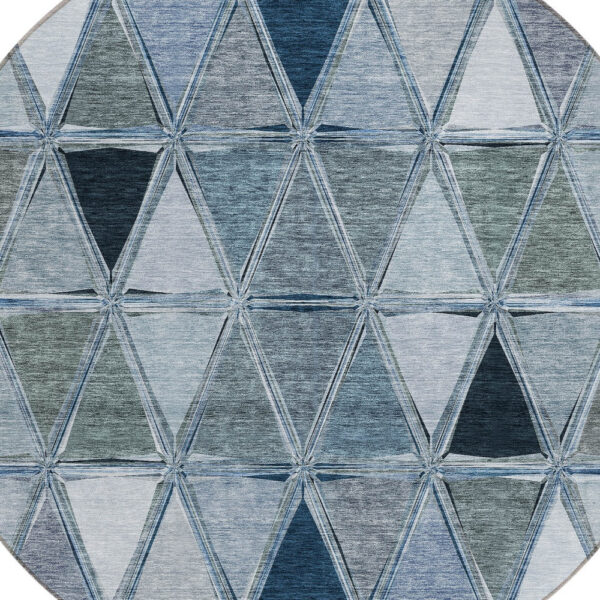 8' Denim Blue And Sky Blue Round Geometric Washable Indoor Outdoor Area Rug