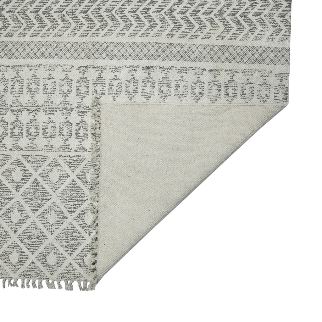 7' x 10' Gray Geometric Flatweave Handmade Distressed Area Rug With Fringe