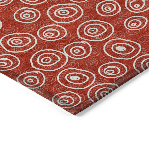 8' Red And Ivory Round Geometric Washable Indoor Outdoor Area Rug