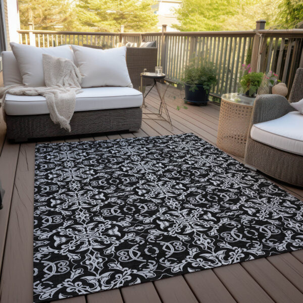 5' X 8' Ivory And Black Medallion Washable Indoor Outdoor Area Rug