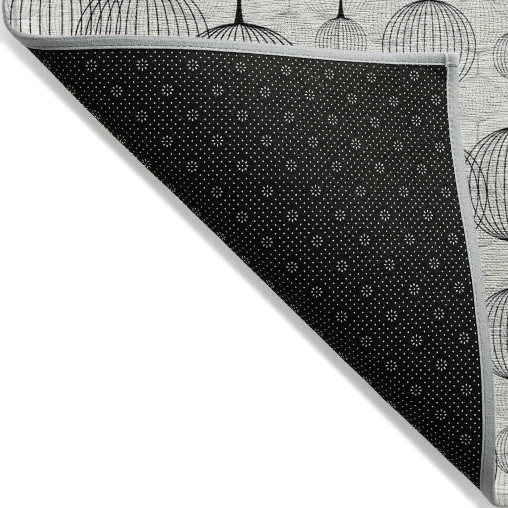 5' X 8' White Gray And Silver Geometric Washable Indoor Outdoor Area Rug