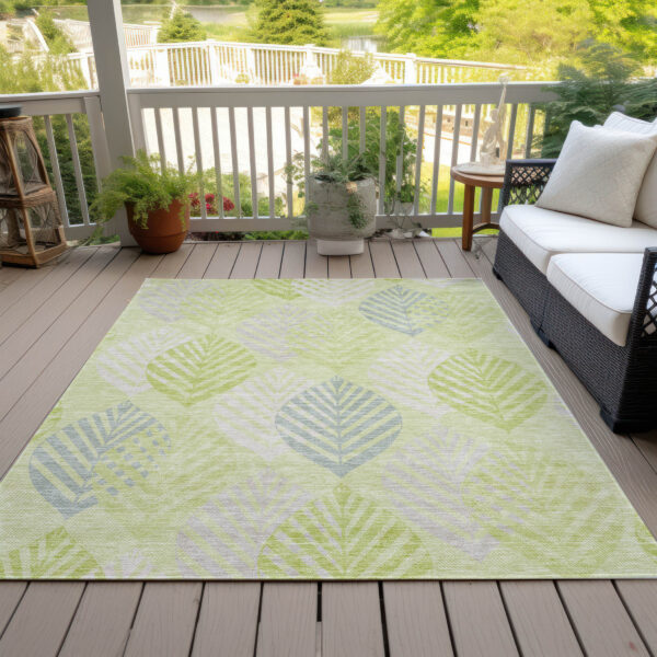 8' X 10' Artichoke Green Green And Ivory Floral Washable Indoor Outdoor Area Rug