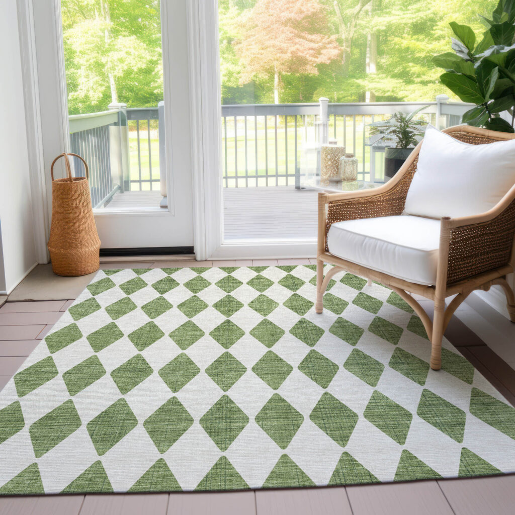 3' X 5' Green And Ivory Geometric Washable Indoor Outdoor Area Rug
