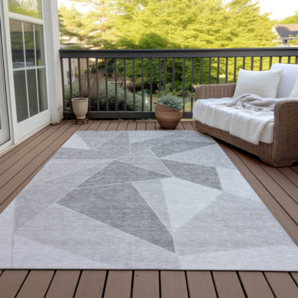 10' X 14' Gray Silver And Graphite Geometric Washable Indoor Outdoor Area Rug
