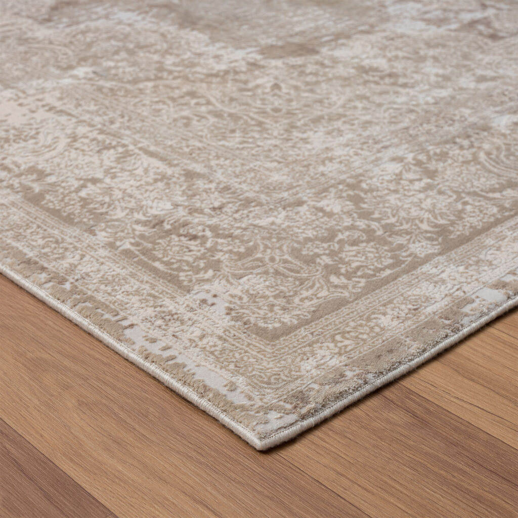 5' x 8' Beige and Ivory Medallion Area Rug