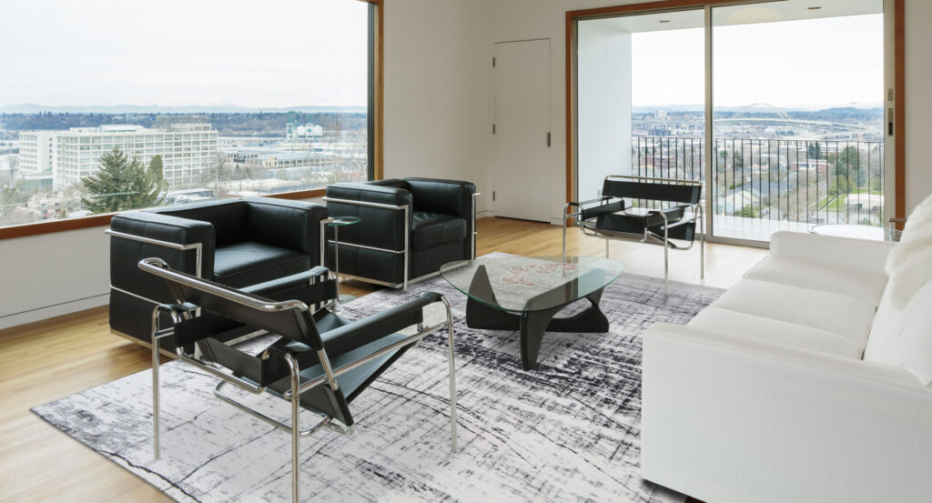 7' x 9' Black and White Abstract Non Skid Area Rug