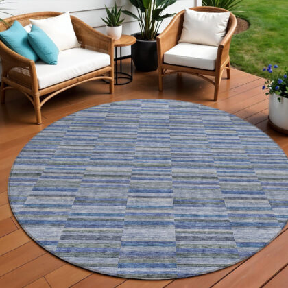 8' Navy Blue And Denim Blue Round Striped Washable Indoor Outdoor Area Rug