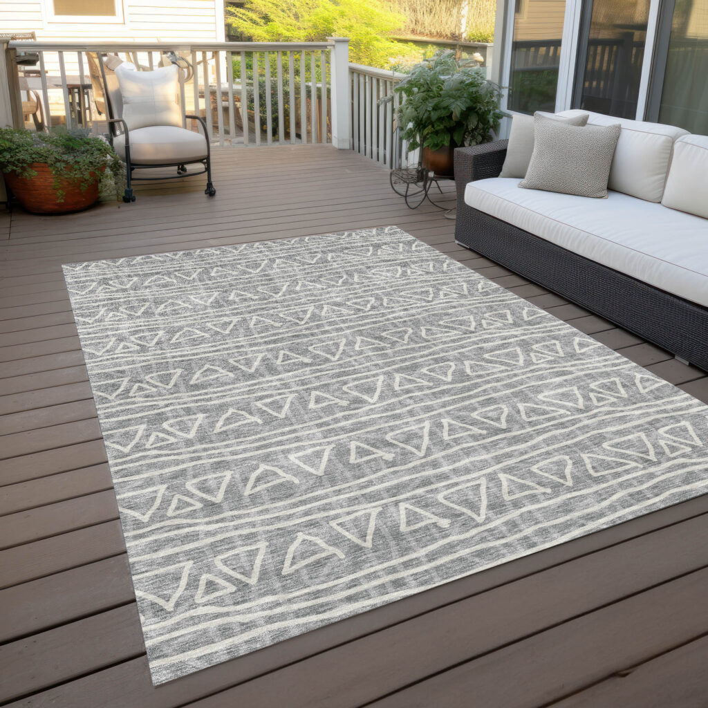 9' X 12' Gray Charcoal And Silver Geometric Washable Indoor Outdoor Area Rug