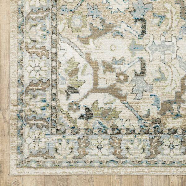 9'X12' Beige And Ivory Medallion Area Rug