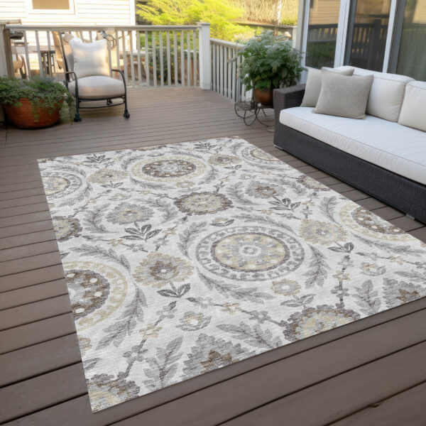 5' X 8' Silver Gray And Taupe Floral Washable Indoor Outdoor Area Rug