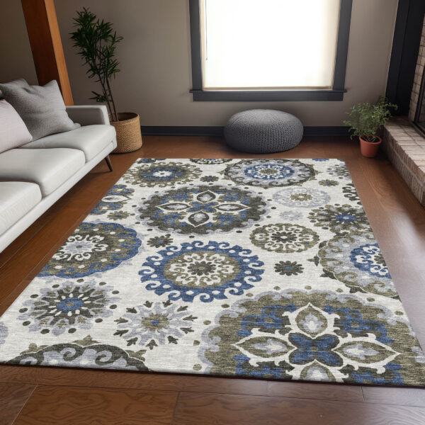 5' X 8' Pewter Silver And Gray Floral Medallion Washable Indoor Outdoor Area Rug