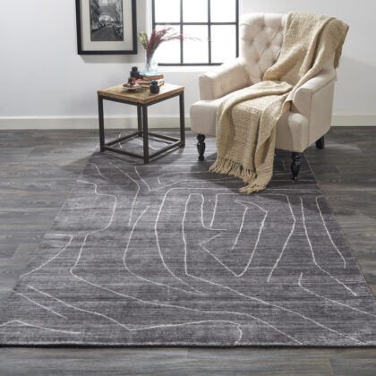 5' X 8' Gray And Ivory Abstract Hand Woven Area Rug