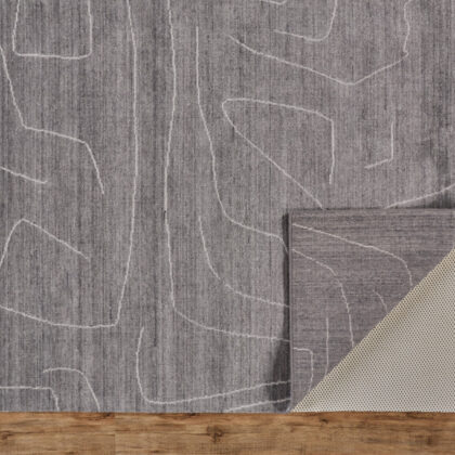 5' X 8' Gray And Ivory Abstract Hand Woven Area Rug