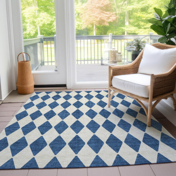 9' X 12' Navy Blue And Ivory Geometric Washable Indoor Outdoor Area Rug