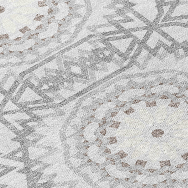 3' X 5' Silver Ivory And Gray Floral Medallion Washable Indoor Outdoor Area Rug