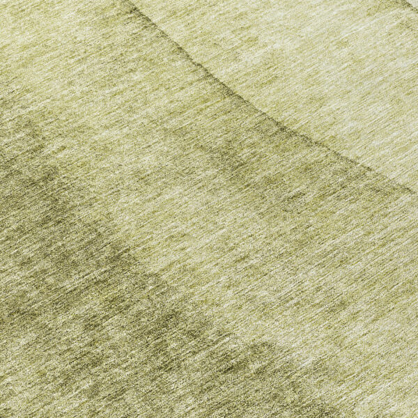 8' Olive Green And Artichoke Green Round Ombre Washable Indoor Outdoor Area Rug
