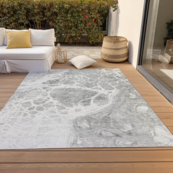 8' X 10' Gray Silver And Ivory Nautical Washable Indoor Outdoor Area Rug