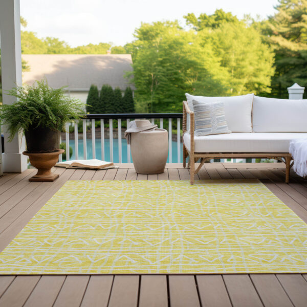5' X 8' Yellow And Ivory Geometric Washable Indoor Outdoor Area Rug