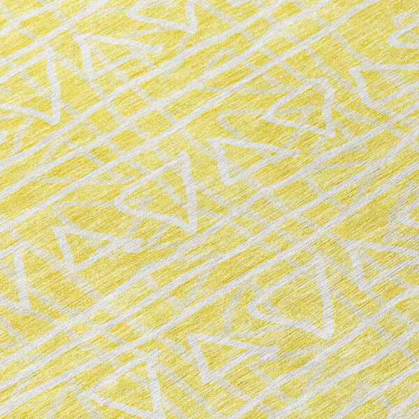8' Yellow And Ivory Round Geometric Washable Indoor Outdoor Area Rug