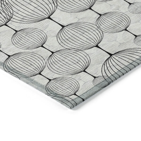 8' Graphite Gray And Silver Round Geometric Washable Indoor Outdoor Area Rug